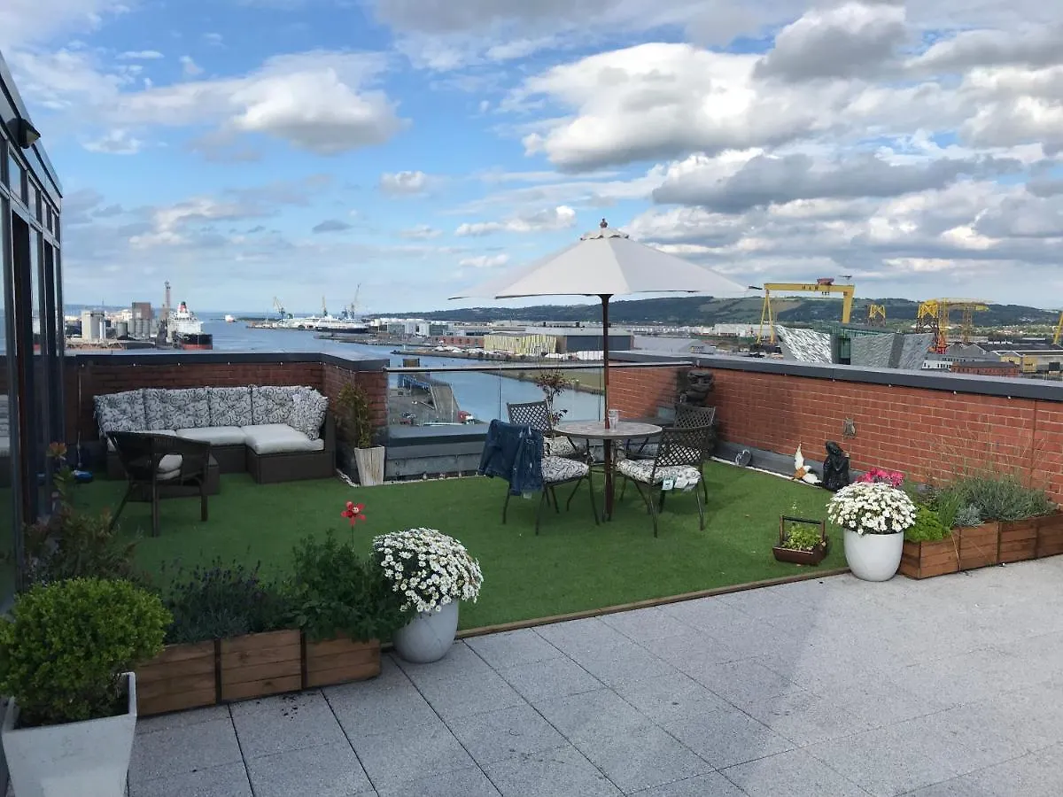 James Clow Bed & Breakfast Belfast 0*,