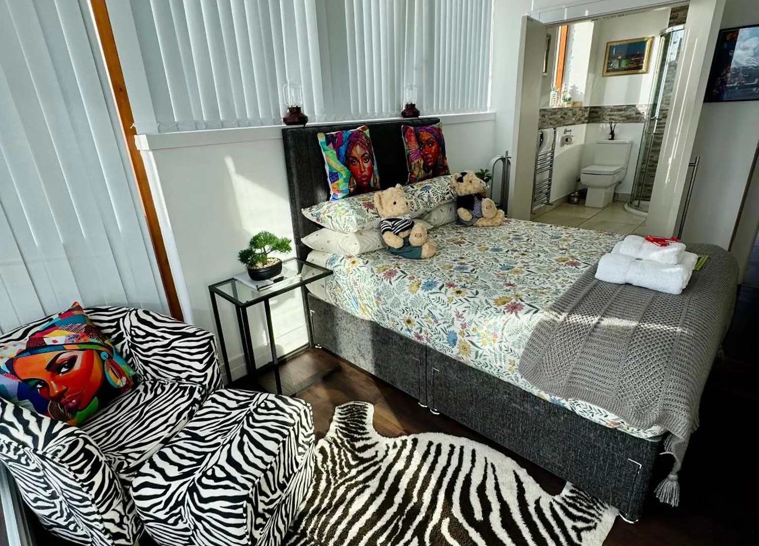 James Clow Bed & Breakfast Belfast 0*,
