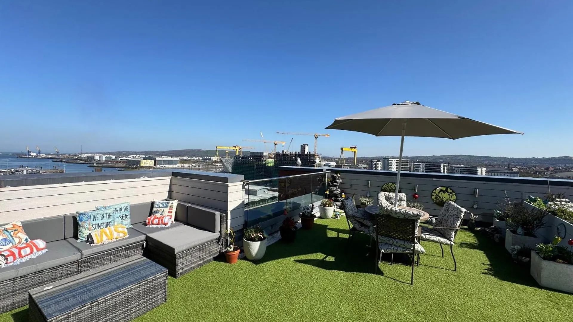 James Clow Bed & Breakfast Belfast